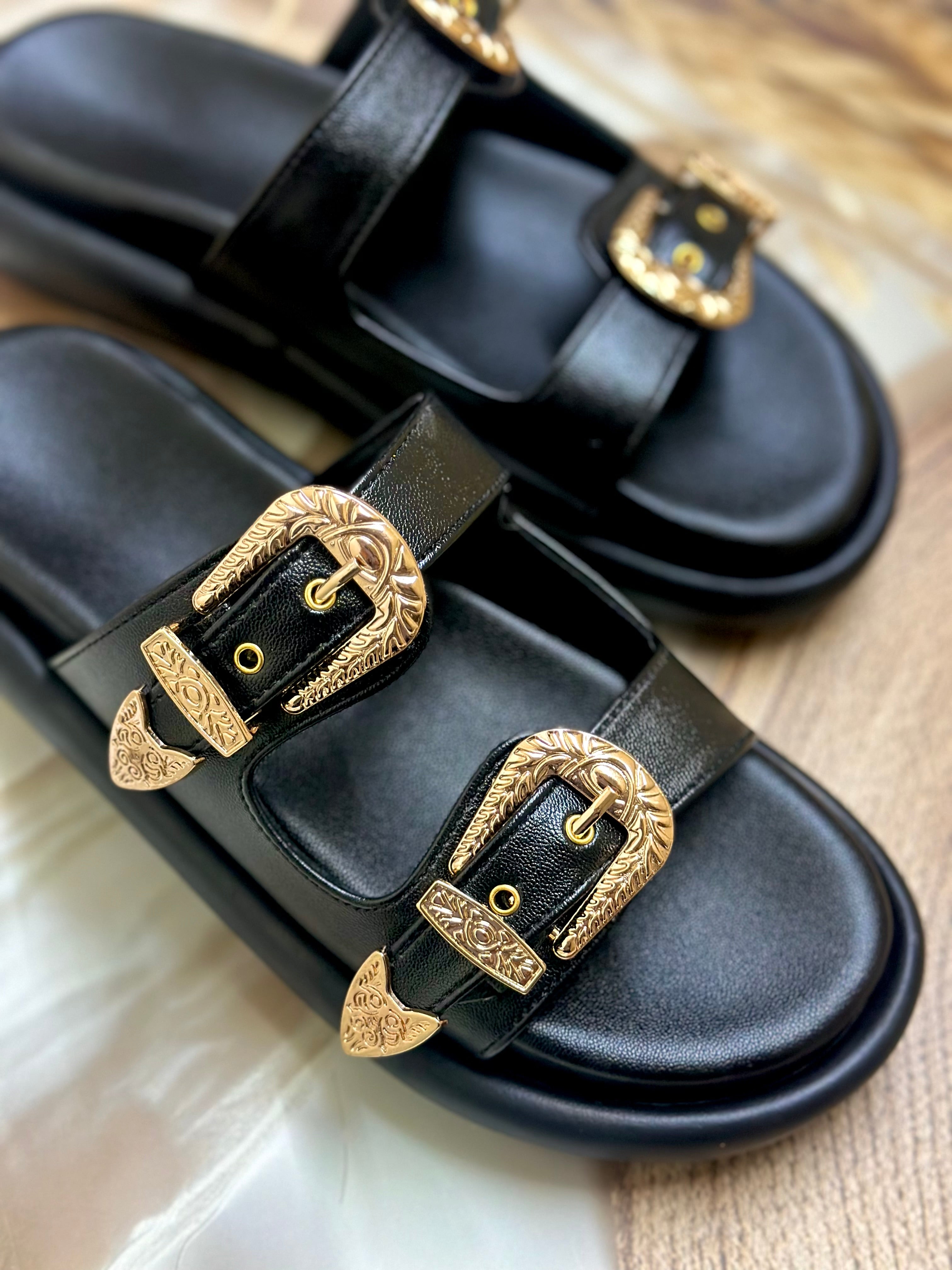 Cushiony Black Luxe Buckle