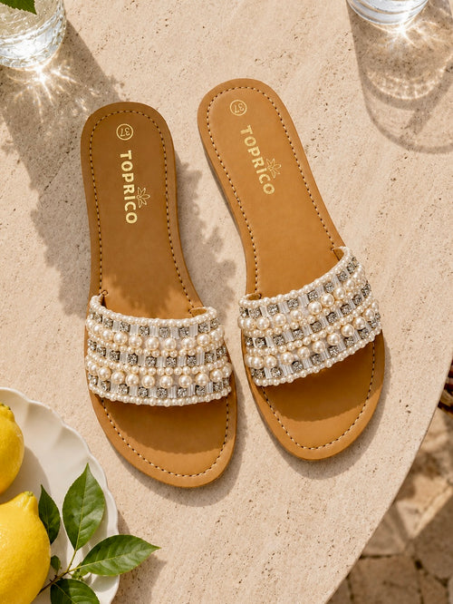 Pearl Edit Cushion Flats