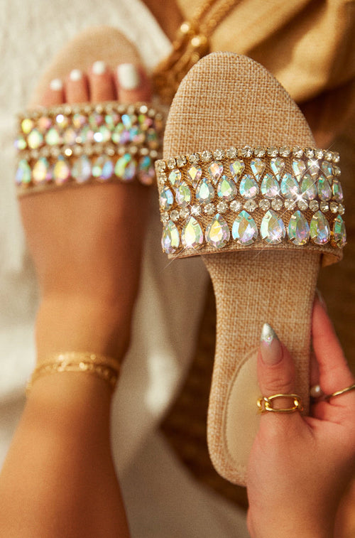 Crystals & Jute Love